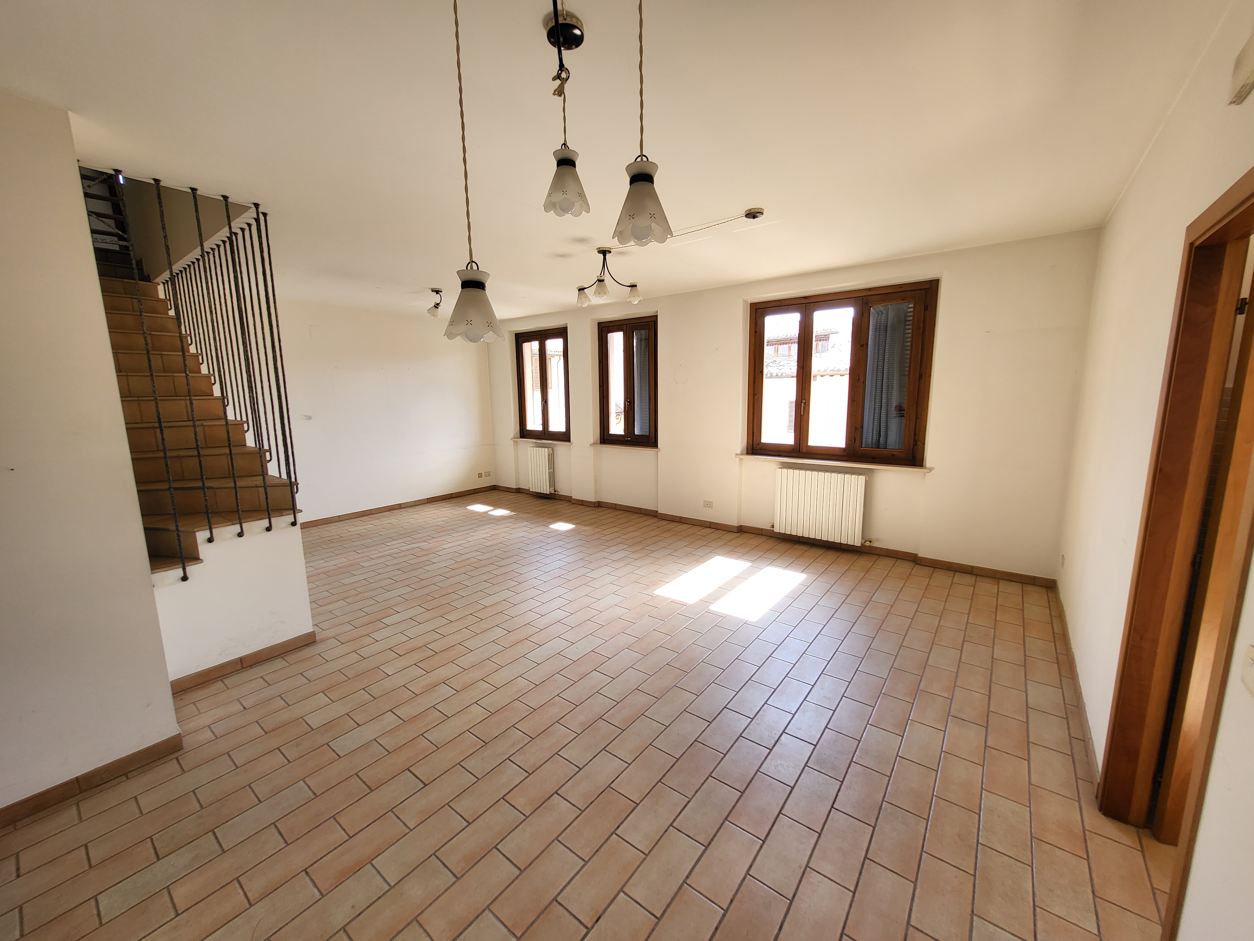 APPARTAMENTO DUPLEX CON GARAGE DOPPIO